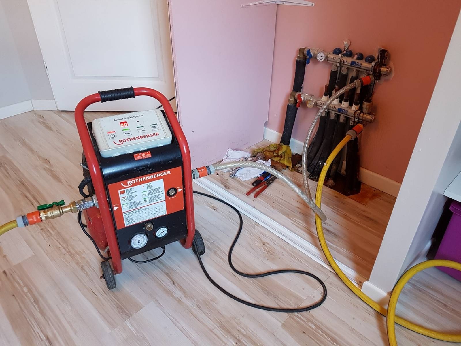 Gebze Güzeller Vaillant Hermetik Şofben Kombi Bakımı